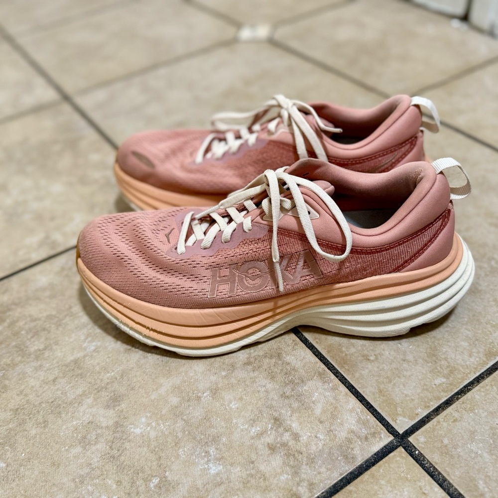 Hoka Women's Bondi 8 Shoes